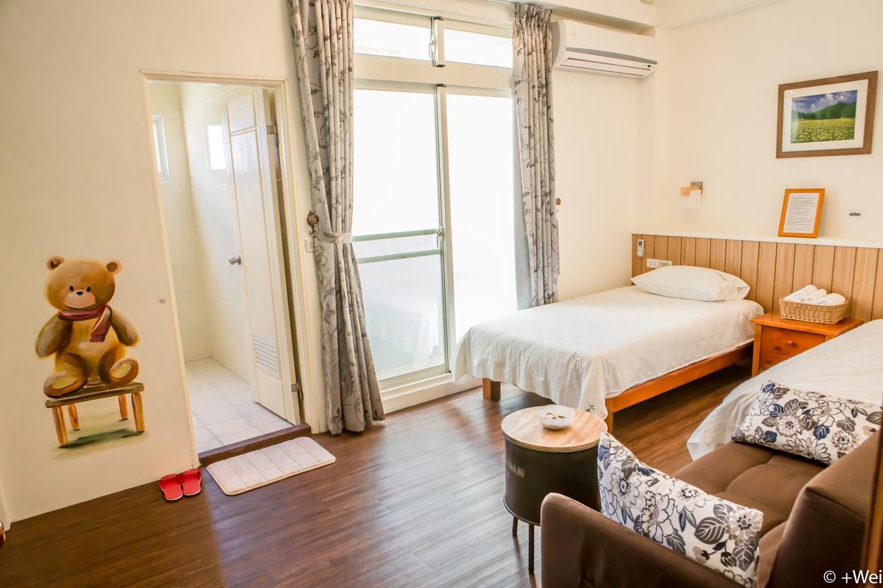 Shining Forest Hostel Хуалянь Екстер'єр фото