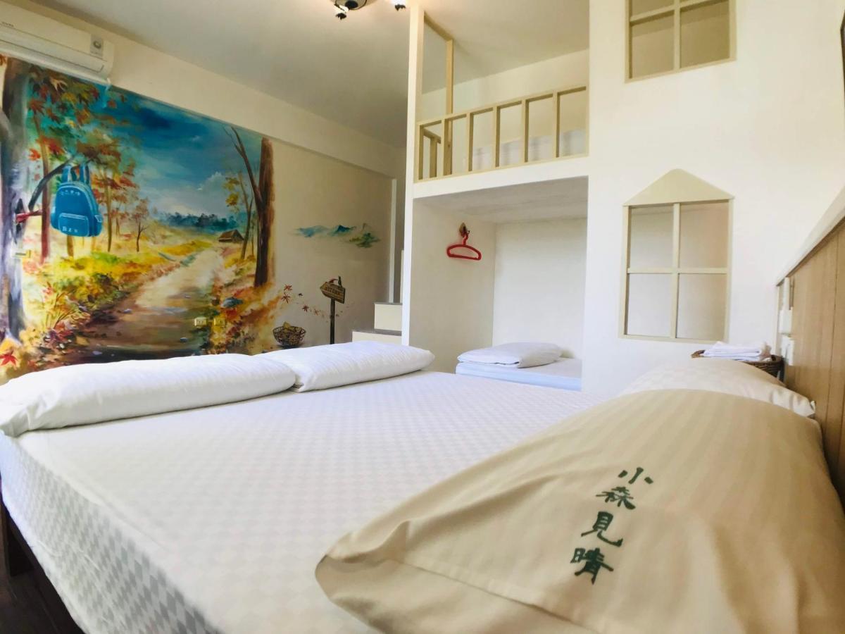 Shining Forest Hostel Хуалянь Екстер'єр фото